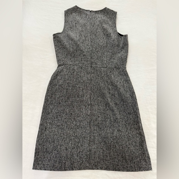 LOFT Gray Sleeveless Dress - Picture 4 of 6